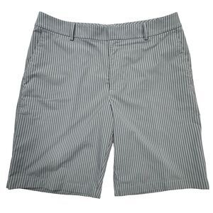 Under‎ Armour Shorts Men's Size 34 Grey Stripe Stretch
